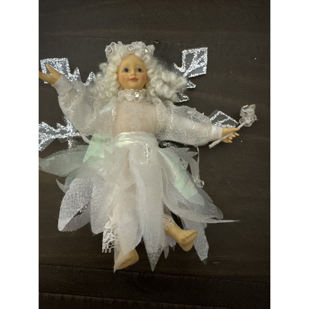 FAERIESSENCE BY BOYDS - FAERIE WHISPERS - FROSTINA FAERIEWINTER  FAIRY No STAND